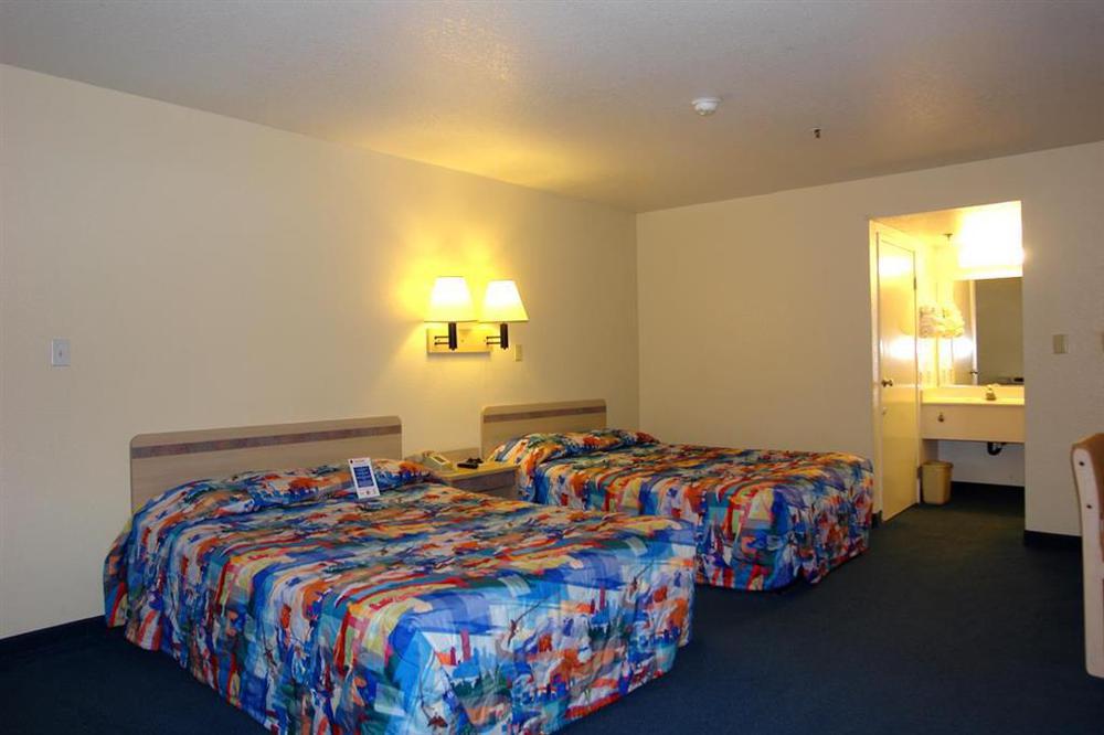 Motel 6 Anaheim Stadium - Ориндж Стая снимка